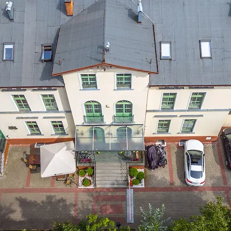 Sedan - Destigo ソポト