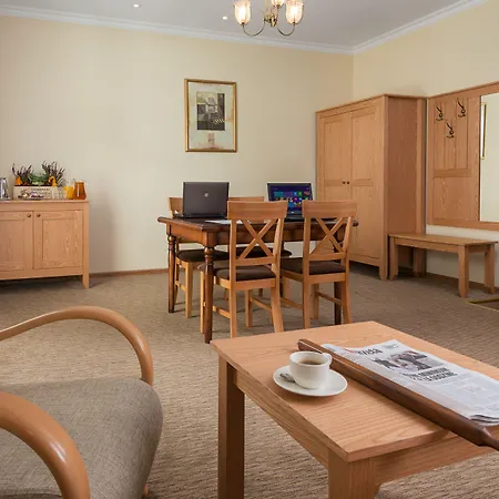 Sedan - Destigo 2* ソポト