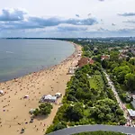 Sedan - Destigo Otel Sopot