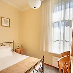 Sedan - Destigo 2*