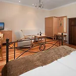 Sedan - Destigo Otel