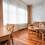 Otel Sedan - Destigo Sopot
