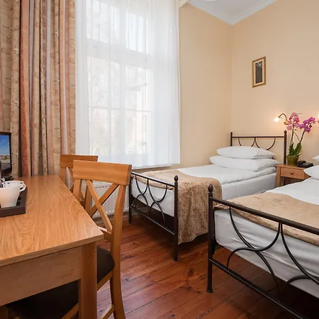 Hotel Sedan - Destigo Sopot