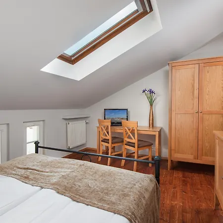 Hotel Sedan - Destigo Sopot