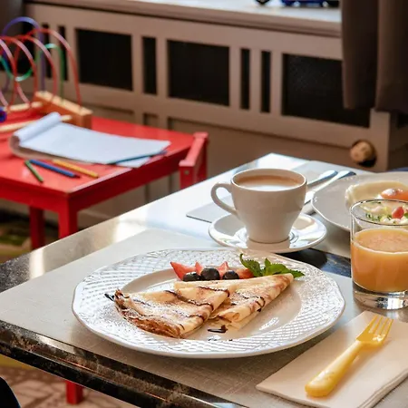 Hotel Sedan - Destigo 2*