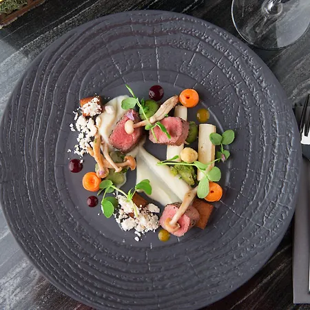 Hotel Sedan - Destigo Sopot