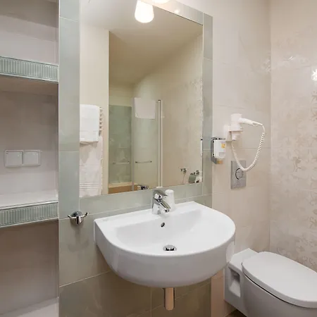 Sedan - Destigo 2* Sopot