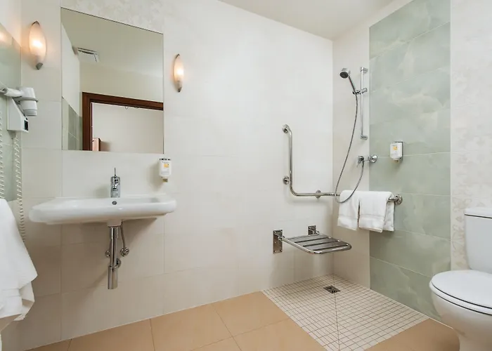 Hotel Sedan - Destigo Sopot