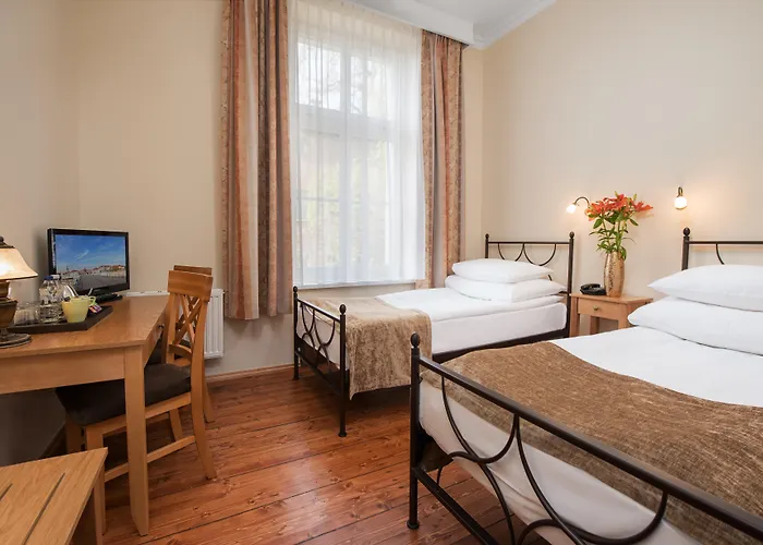 Sedan - Destigo 2* ソポト