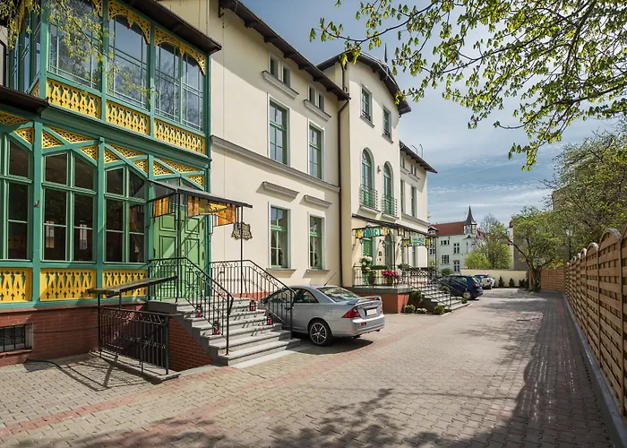 Hotel Sedan - Destigo Sopot