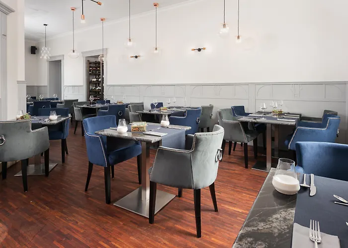 ホテル Sedan - Destigo