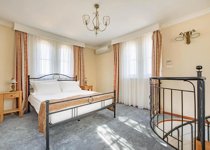 Sedan - Destigo 2* Sopot