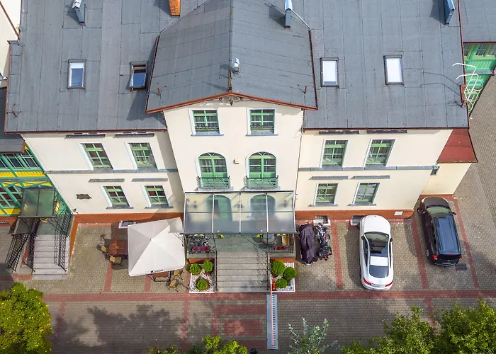 Sedan - Destigo ソポト