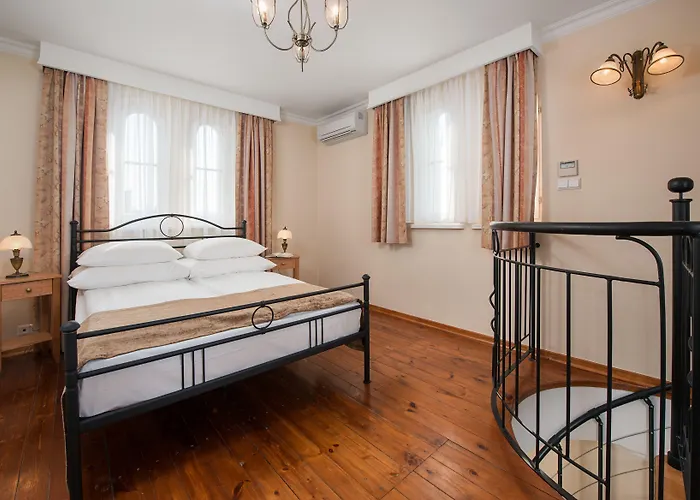 Sedan - Destigo ソポト