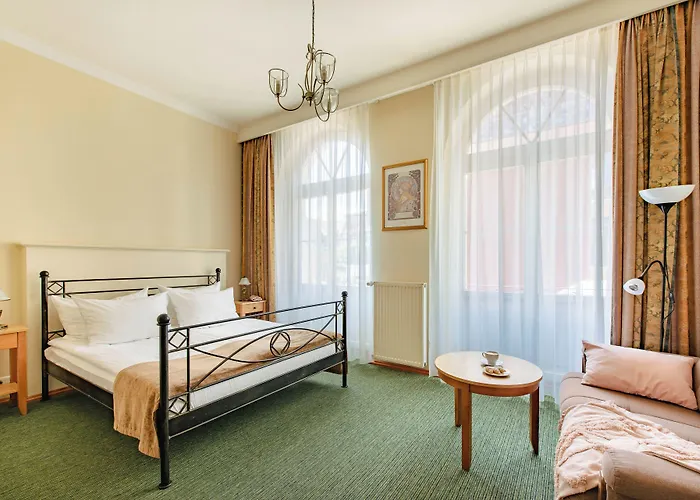 Sedan - Destigo ホテル ソポト