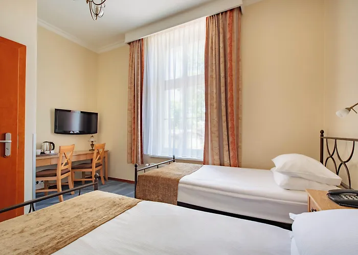 Sedan - Destigo ソポト